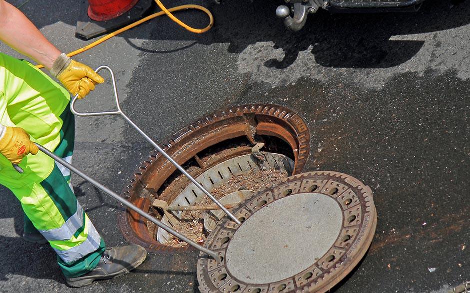 canalisation wc bouchée que faire Louveciennes
